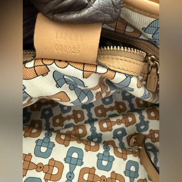 EUC GUCCI GUCISSIMA LEATHER PELHAM - Picture 13 of 16